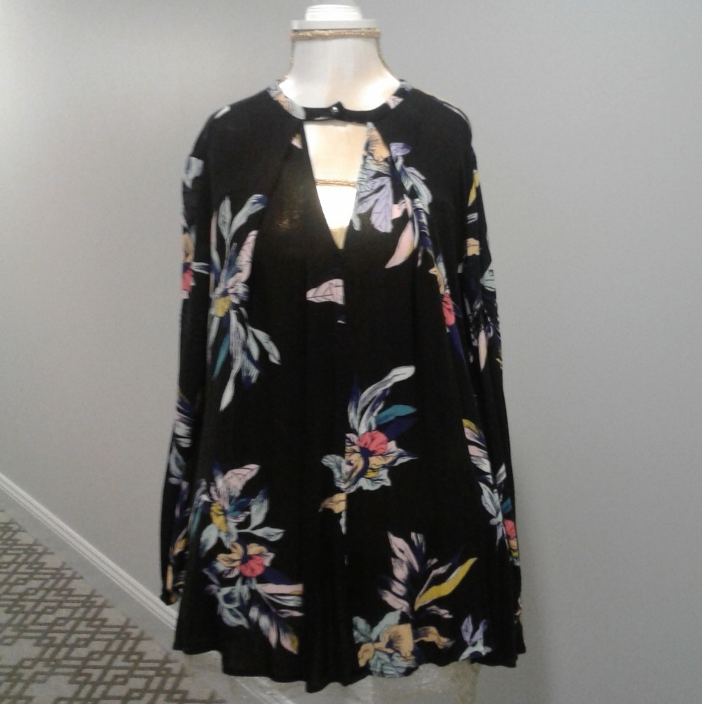 Free People Long Sleeved Top